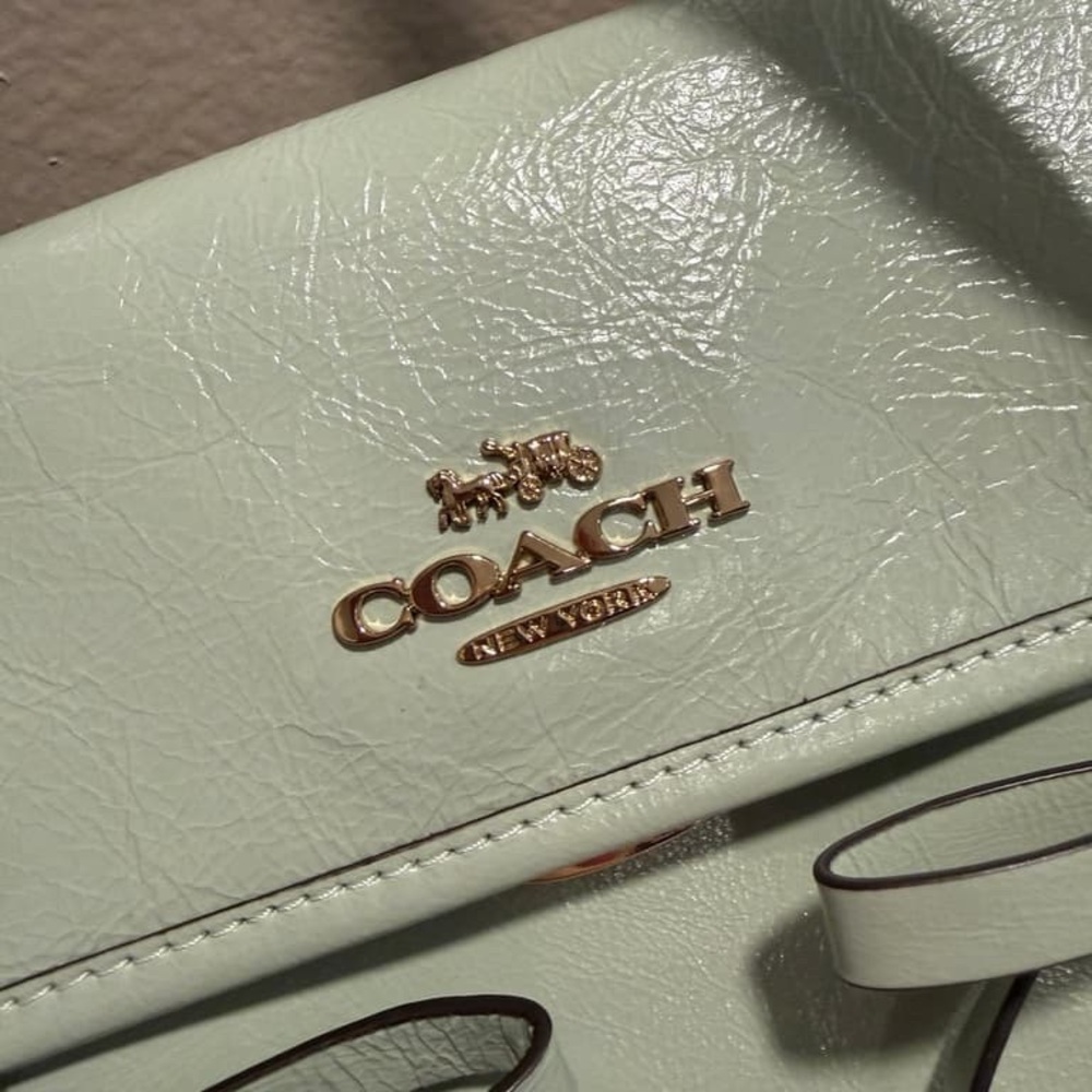 Coach Bridget Flap Shoulder Bag With Bows CDY94 Gold/Light Pistachio，NEW - Picture 7 of 8
